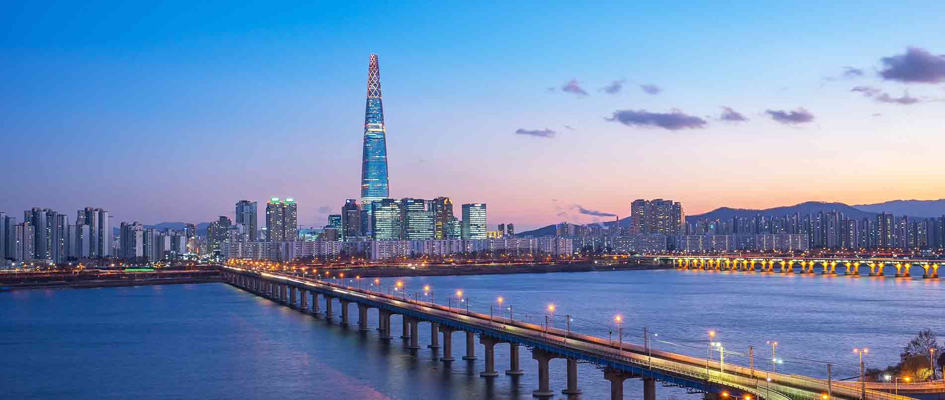 pp电子游戏官方网站携手MIKROE推出搭载LC29H系列模组的Click boards开发板，为物联网应用带来高精定位服务