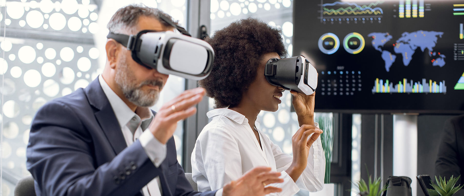 重磅！pp电子游戏官方网站正式发布一站式XR产品解决方案，助力探索数字世界新纪元